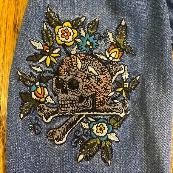 Thelma Deluxe Embroidered Love Now Denim Shirt - Picture 10 of 16